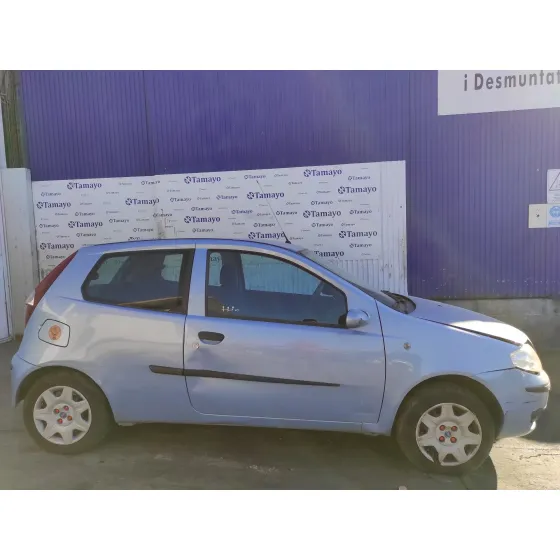FIAT PUNTO BERLINA (188) '2005 1.2 CAT GRIS