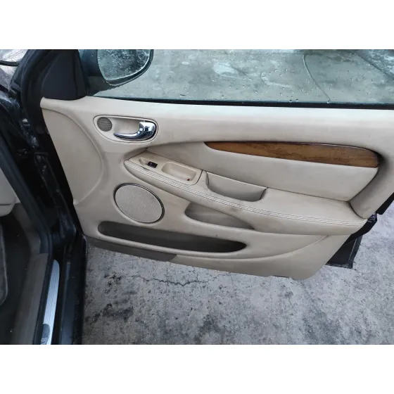 JAGUAR X-TYPE '2004 2.0 DIESEL CAT AZUL
