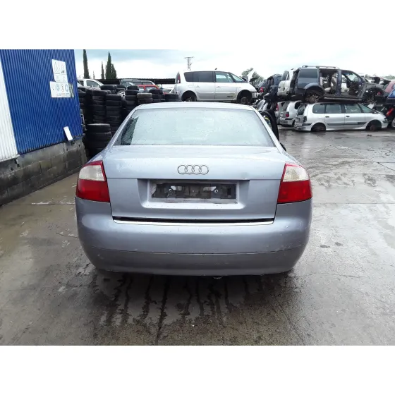 AUDI A4 BERLINA (8E) '2004 * PLATA