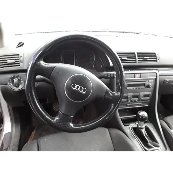 AUDI A4 BERLINA (8E) '2004 * PLATA