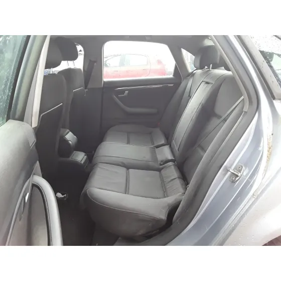 AUDI A4 BERLINA (8E) '2004 * PLATA