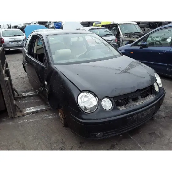 VOLKSWAGEN POLO (9N1) '2002 TRENDLINE NEGRO