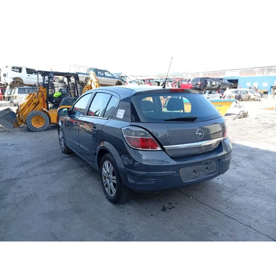 Opel ASTRA H (A04) 2004