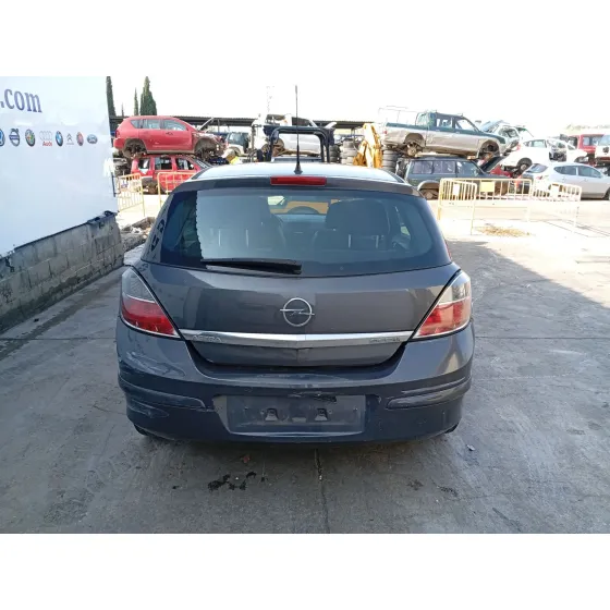 Opel ASTRA H (A04) 2004