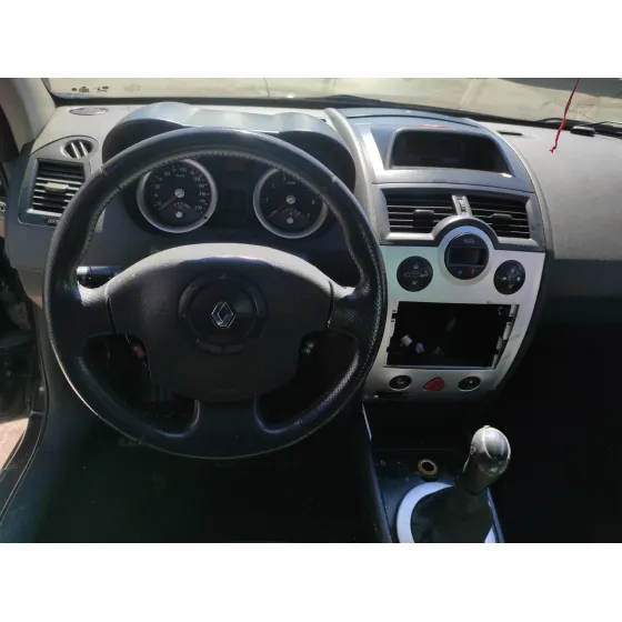 RENAULT MEGANE II COUPE/CABRIO '2005 1.6 16V NEGRO