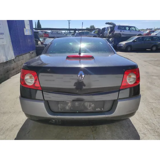 RENAULT MEGANE II COUPE/CABRIO '2005 1.6 16V NEGRO