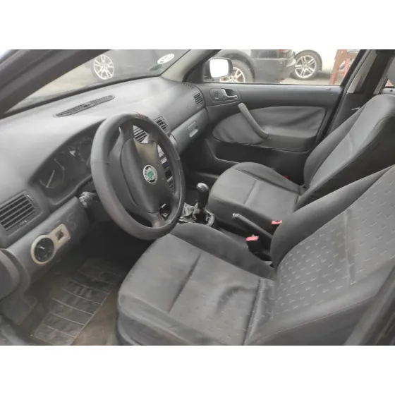 SKODA OCTAVIA BERLINA (1U2) '2007 1.9 TDI NEGRO