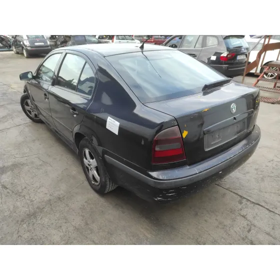 SKODA OCTAVIA BERLINA (1U2) '2007 1.9 TDI NEGRO