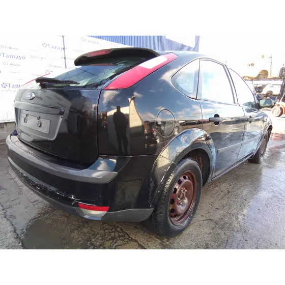 FORD FOCUS BERLINA (CAP) '2005 1.6 16V CAT NEGRO
