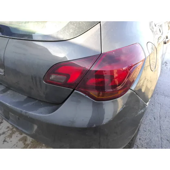 OPEL ASTRA J LIM. '2010 1.7 16V CDTI GRIS OSCURO