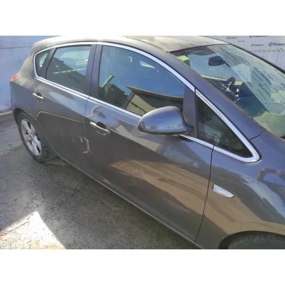 OPEL ASTRA J LIM. '2010 1.7 16V CDTI GRIS OSCURO
