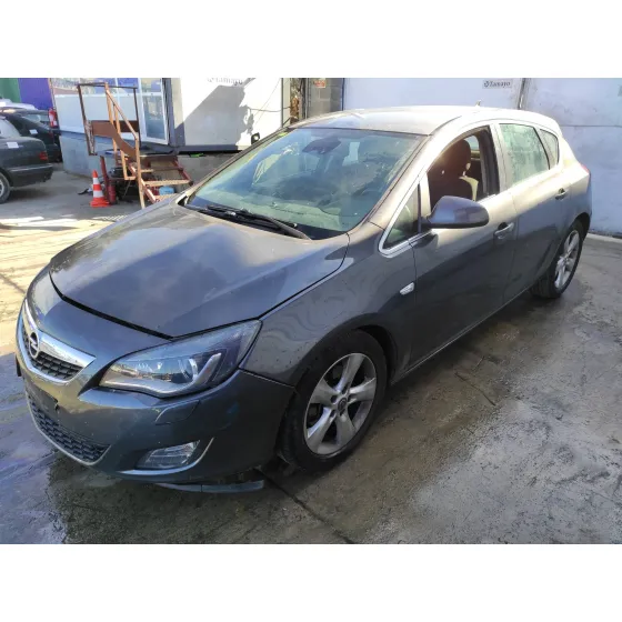 OPEL ASTRA J LIM. '2010 1.7 16V CDTI GRIS OSCURO