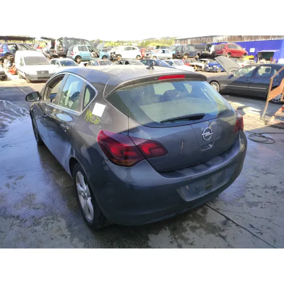 OPEL ASTRA J LIM. '2010 1.7 16V CDTI GRIS OSCURO