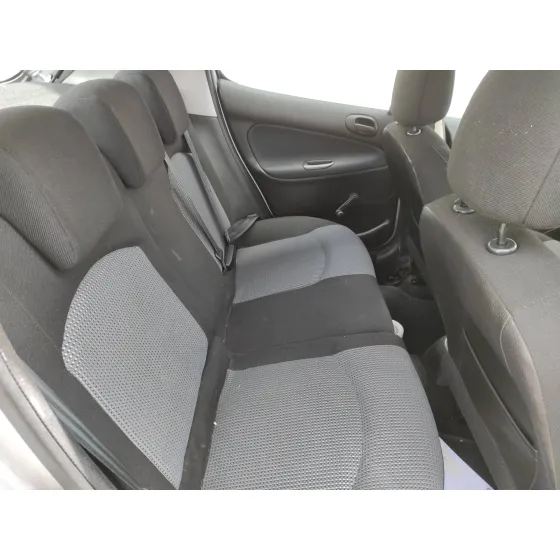 PEUGEOT 206 BERLINA '2003 1.4 PLATA