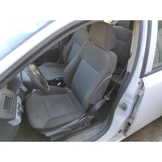OPEL ASTRA H BERLINA '2004 1.7 16V CDTI CAT (Z 17 DTL / LRB) BLANCO
