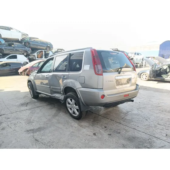 Nissan X-TRAIL I (T30) 2001