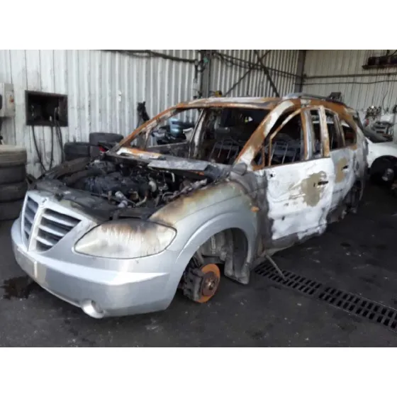 SSANGYONG RODIUS '2005 2.7 TURBODIESEL CAT QUEMADO