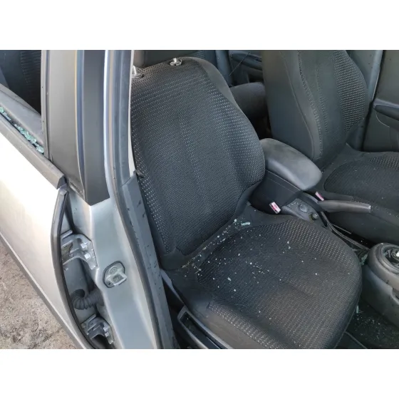 CITROEN C4 BERLINA '2005 1.6 16V CAT (NFU / TU5JP4) PLATA