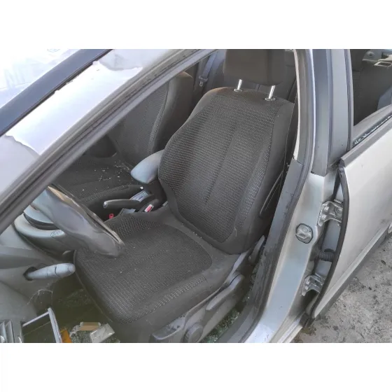 CITROEN C4 BERLINA '2005 1.6 16V CAT (NFU / TU5JP4) PLATA