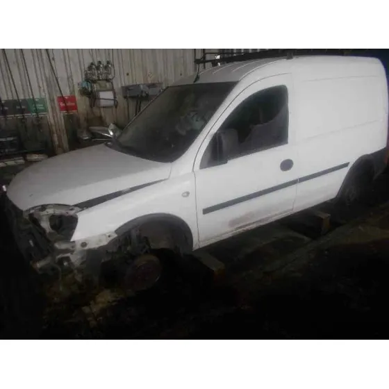 OPEL COMBO (CORSA C) '2006 1.3 16V CDTI CAT (Z 13 DT / LN9) BLANCO