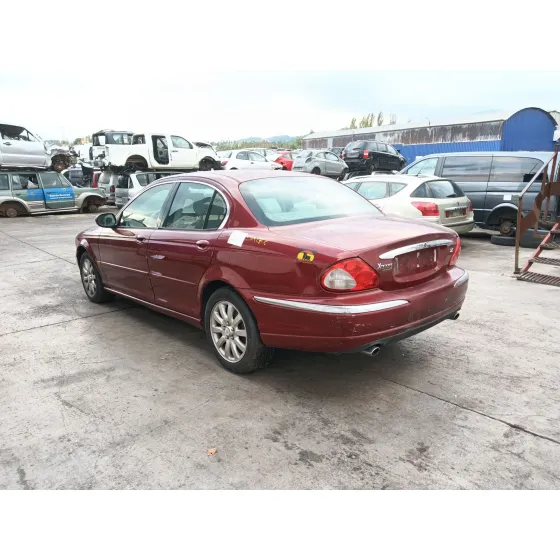 Jaguar X-TYPE I (X400) 2001