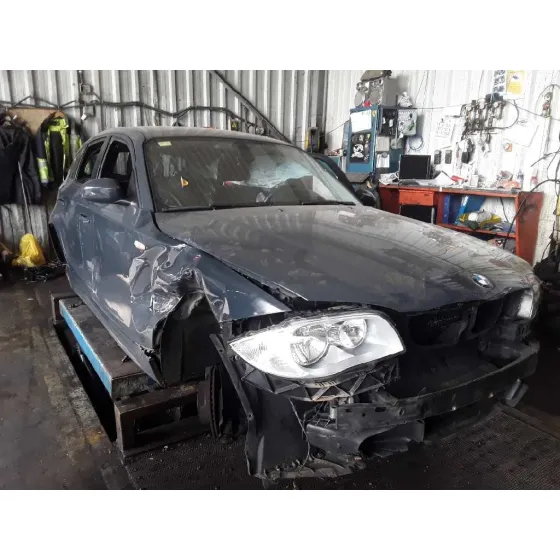 BMW SERIE 1 BERLINA (E81/E87) '2005 2.0 16V DIESEL NEGRO