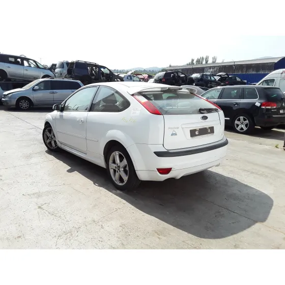 FORD FOCUS BERLINA (CAP) '2007 * BLANCO