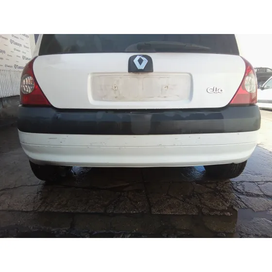 RENAULT CLIO II FASE II (B/CB0) '2005 1.5 DCI DIESEL BLANCO