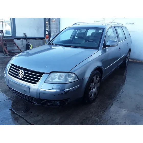 VOLKSWAGEN PASSAT VARIANT (3B6) '2004 2.5 V6 TDI GRIS