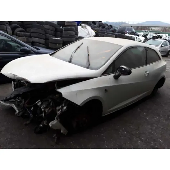 SEAT IBIZA (6J5) '2009 1.9 TDI BLANCO