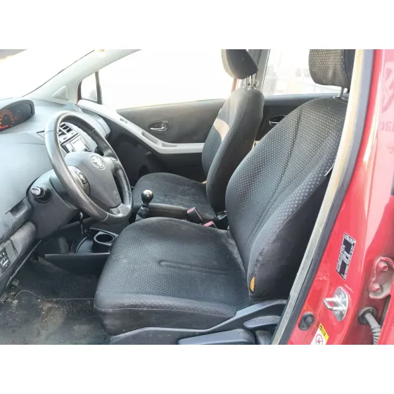 Toyota YARIS (_P9_) 2008
