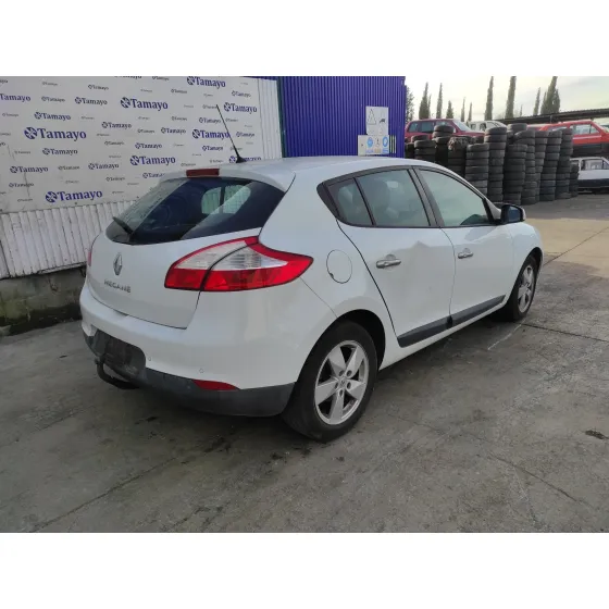 RENAULT MEGANE III BERLINA 5 P '2008 * BLANCO