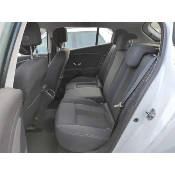 RENAULT MEGANE III BERLINA 5 P '2008 * BLANCO
