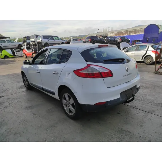 RENAULT MEGANE III BERLINA 5 P '2008 * BLANCO