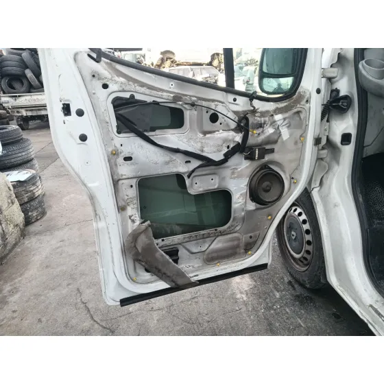 Renault TRAFIC II FURGONETA (FL) 2001