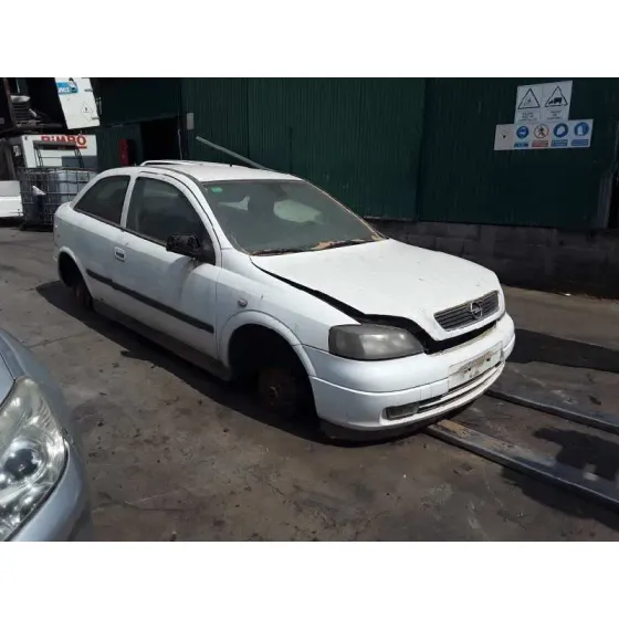 OPEL ASTRA G BERLINA '2002 2.0 DTI BLANCO
