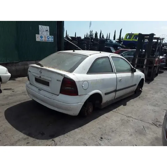 OPEL ASTRA G BERLINA '2002 2.0 DTI BLANCO