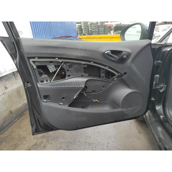 SEAT IBIZA SC (6P5) '2017 * NEGRO