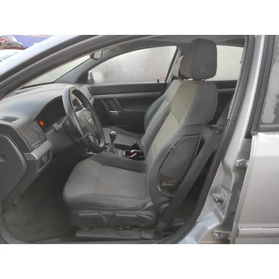 OPEL VECTRA C BERLINA '2003 * PLATA