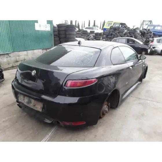 ALFA ROMEO GT (125) '2007 1.9 JTD (M) 16V CAT NEGRO