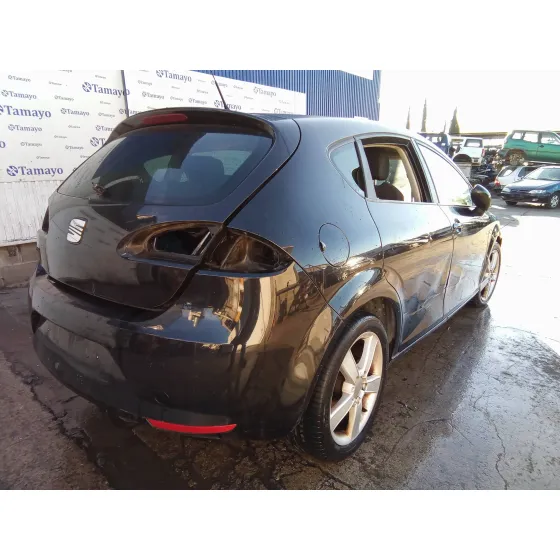 SEAT LEON (1P1) '2007 2.0 TDI NEGRO