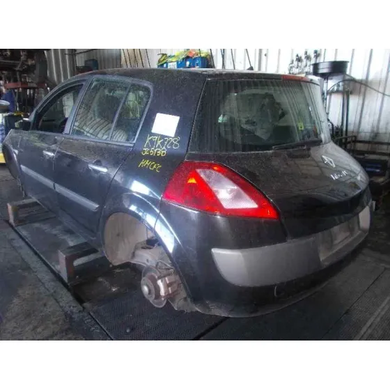RENAULT MEGANE II BERLINA 5P '2005 1.5 DCI DIESEL NEGRO
