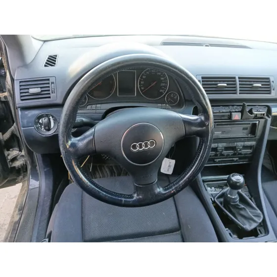 Audi A4 B6 (8E2) 2000