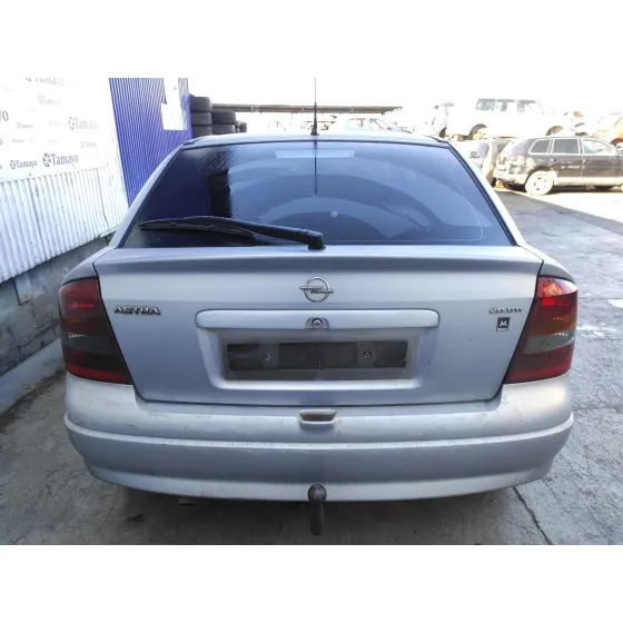 OPEL ASTRA G BERLINA '2004 2.0 DTI PLATA