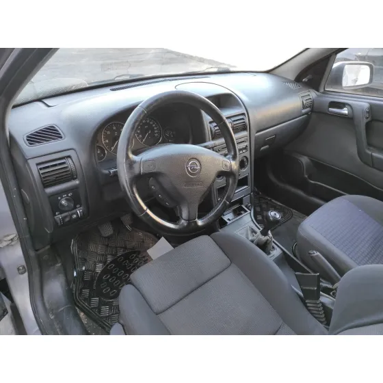 OPEL ASTRA G BERLINA '2004 2.0 DTI PLATA