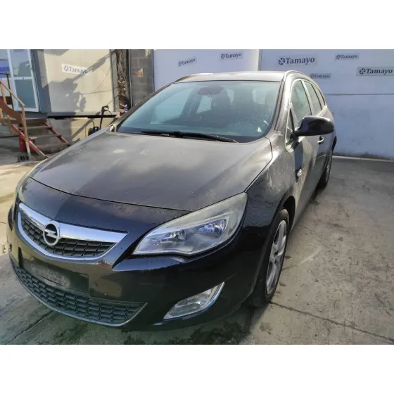OPEL ASTRA J SPORTS TOURER '2011 1.7 16V CDTI NEGRO