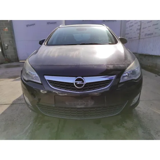 OPEL ASTRA J SPORTS TOURER '2011 1.7 16V CDTI NEGRO