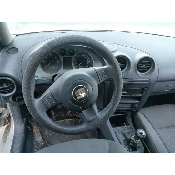 Seat IBIZA III (6L1) 2002