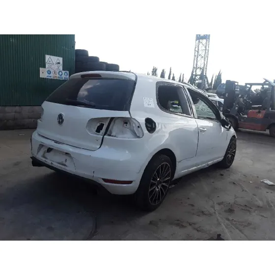 VOLKSWAGEN GOLF VI (5K1) '2018 1.6 TDI DPF BLANCO
