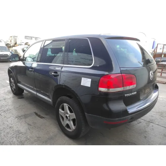VOLKSWAGEN TOUAREG (7LA) '2004 2.5 TDI NEGRO